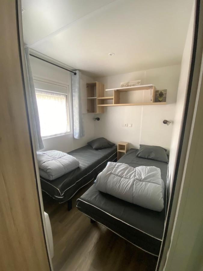 Mobil-Home Les Dunes De Contis Saint-Julien-en-Born Exteriör bild